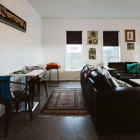 Surf Fitzroy Pet Friendly Villa New Plymouth Exteriör bild